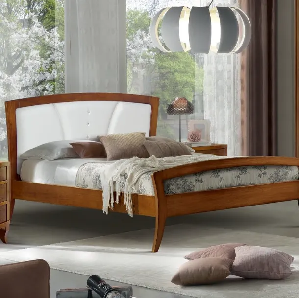 Letto Palladio FMG1055 in legno con testiera imbottita di Betamobili