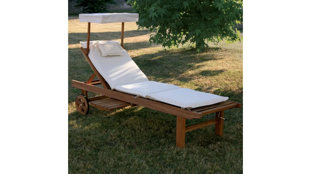 Sdraio Real Bed  in legno massello di teak indonesiano con finitura olio naturale con cuscino in tessuto imbottito e parasole di La Seggiola